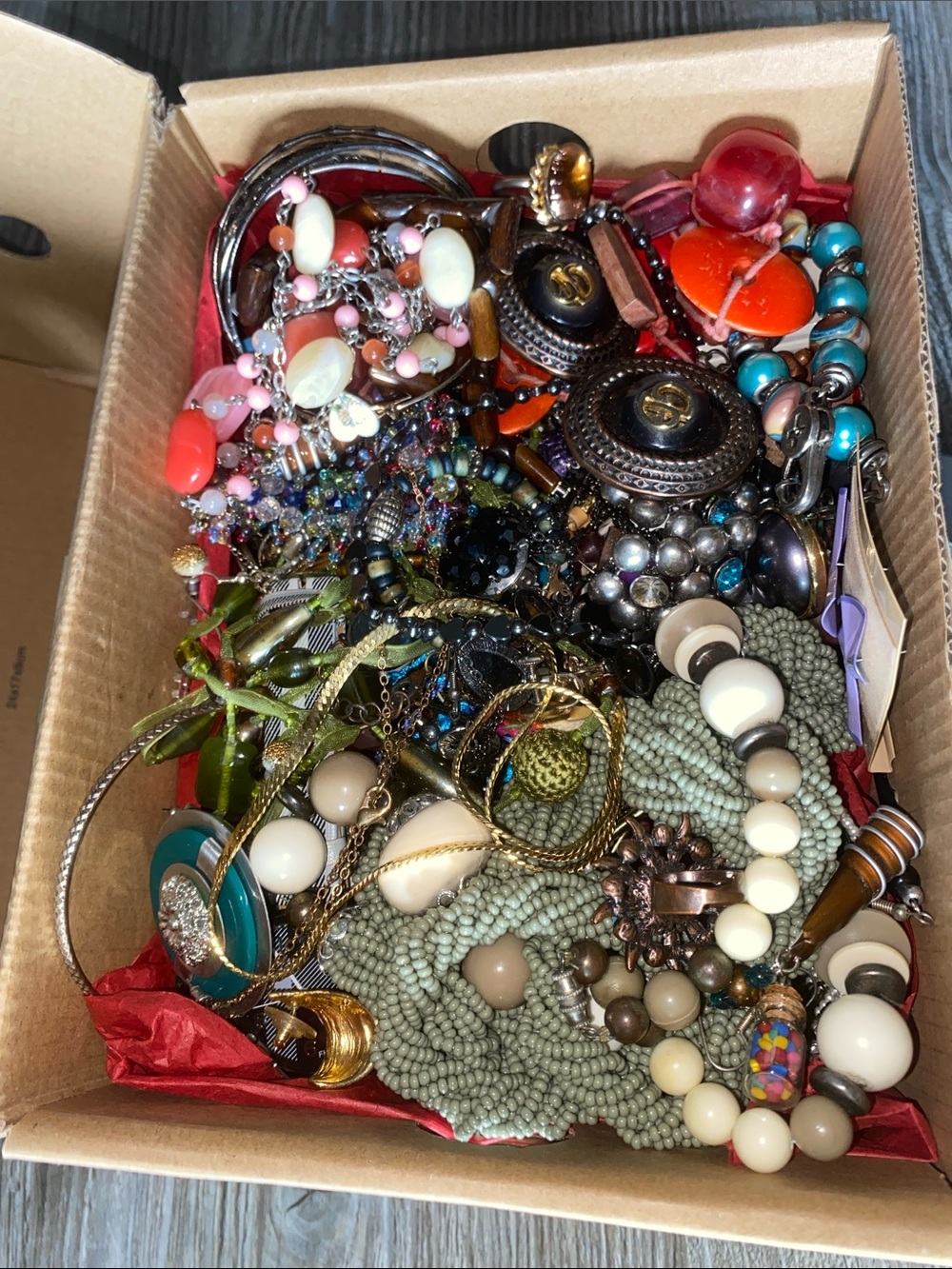 Vintage to Now Repair Crafting recycle Jewelry 3 lbs plus - Picture 9 of 9